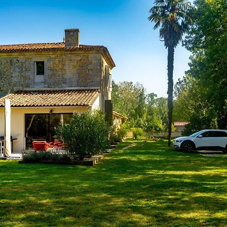 Le Bon Ami Villa Fronsac  ภายนอก รูปภาพ