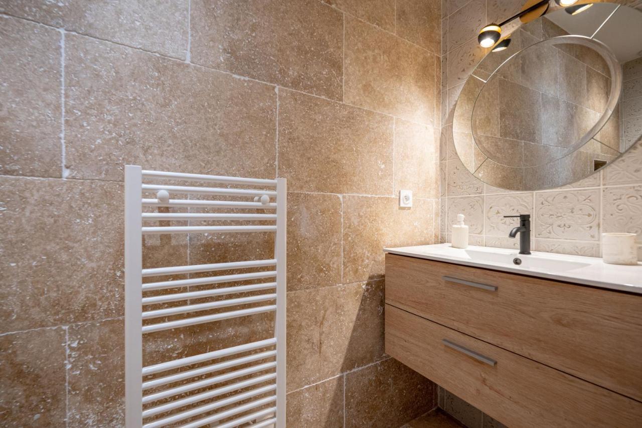 Le Bon Ami Villa Fronsac  ภายนอก รูปภาพ