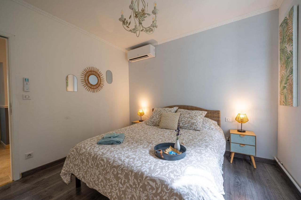 Le Bon Ami Villa Fronsac  ภายนอก รูปภาพ